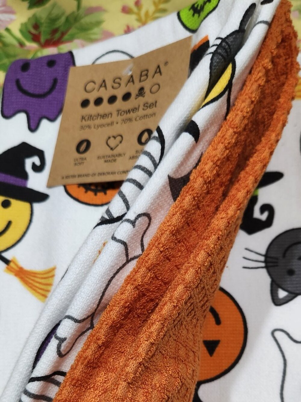 Set 3 Casaba Festive Halloween Characters and Smiley Icons Kitchen Towel Set - Picture 3 of 3